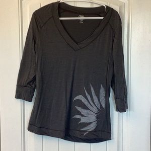 Icebreaker 3/4 sleeve shirt